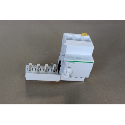 BLOC VIGIE 4P 25A 30mA iC60 INCOMPATIBLE AVEC GAMME C60-1